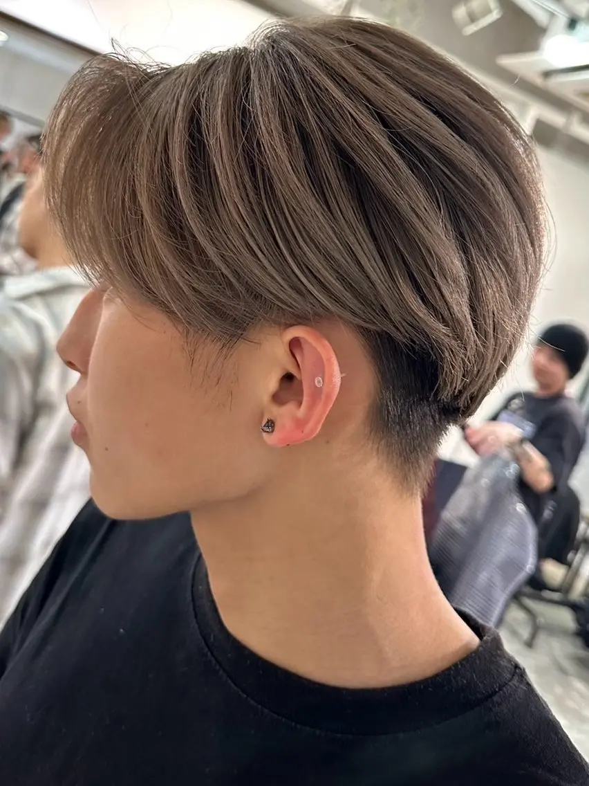 ショート カラー パーマ メンズ ili 大阪のヘアスタイル