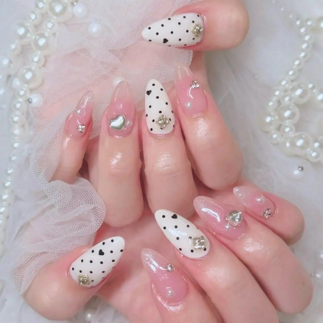 ネイル ドット ジェルネイル ピンク Nail lieNのネイルデザイン