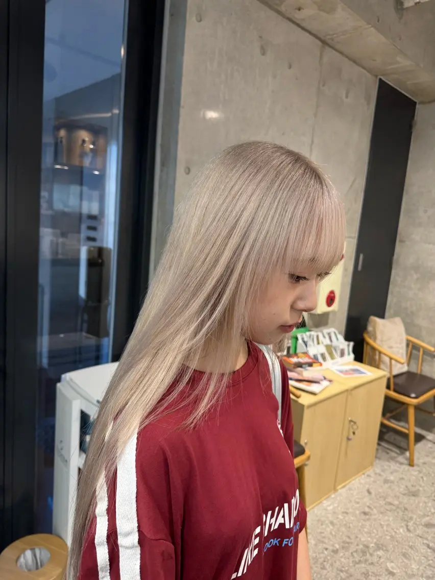 ロング ヘアカラー 🎀ダブルカラー hinata🎀のヘアスタイル
