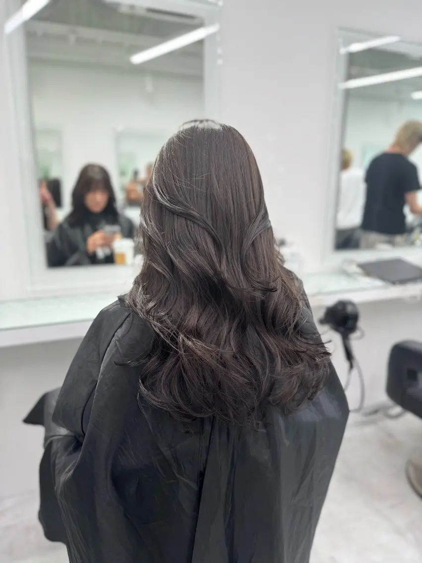 ロング カラー カット ヘアカラー トリートメント ヘッドスパ ヘアセット 韓国トレンドカット カラー🤍しゅうじのヘアスタイル