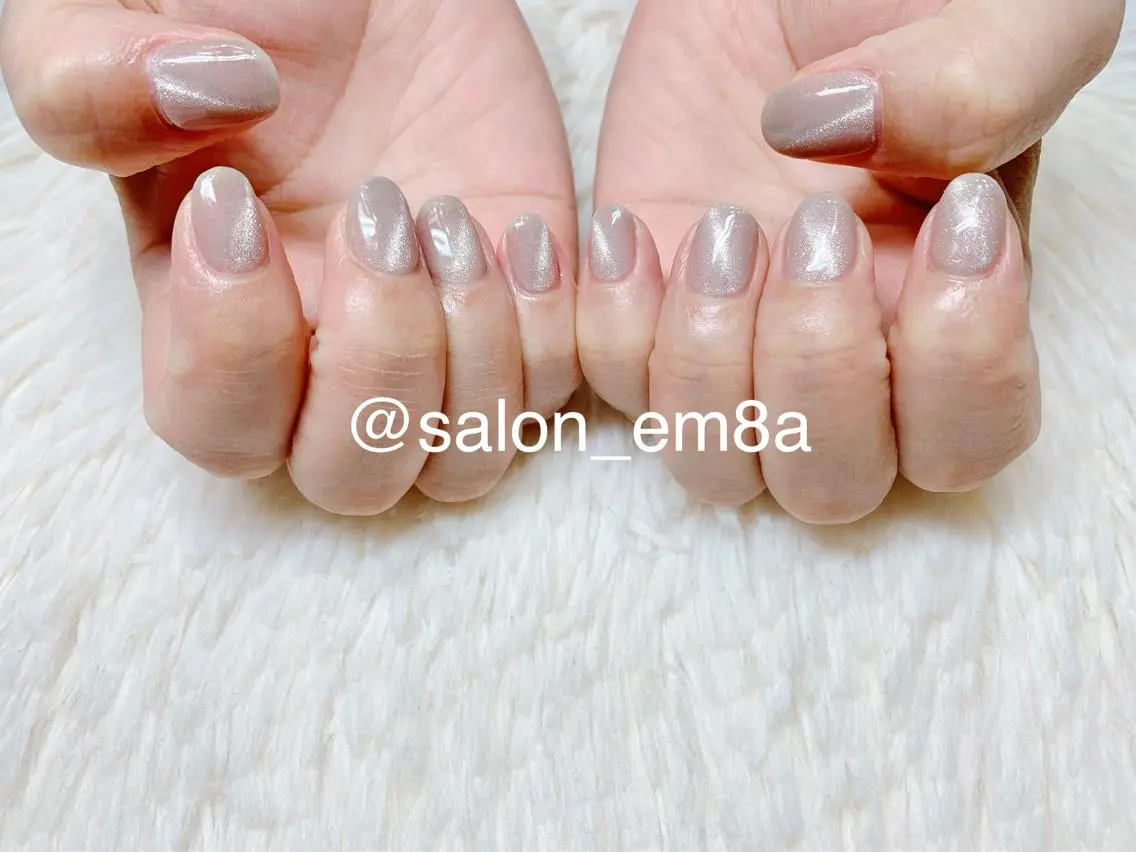 ネイル ジェルネイル キラキラネイル マグネットネイル ハンドネイル salon EM&A emiのネイルデザイン