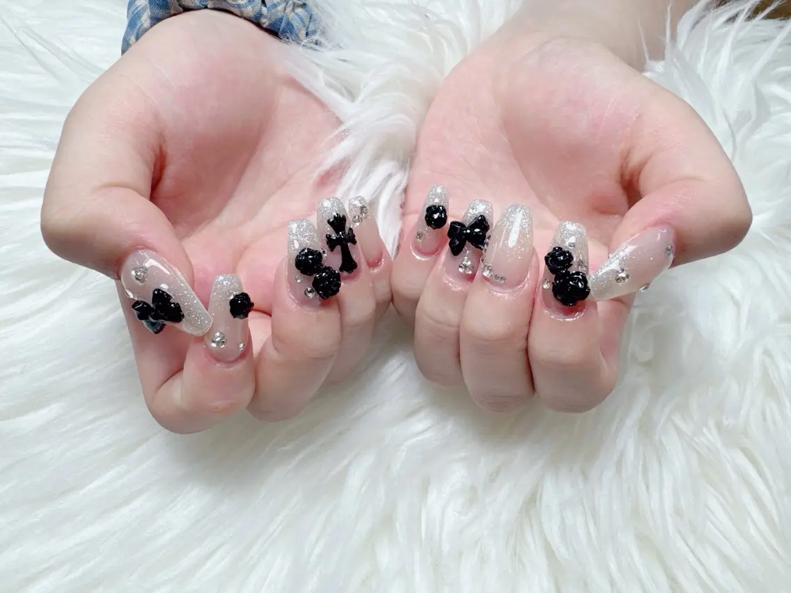 ネイル ブルー フットネイル フレンチネイル 韓国ネイル マグネットネイル ハンドネイル ハンドケア Hara Nail 【持ち込みOK】のネイルデザイン