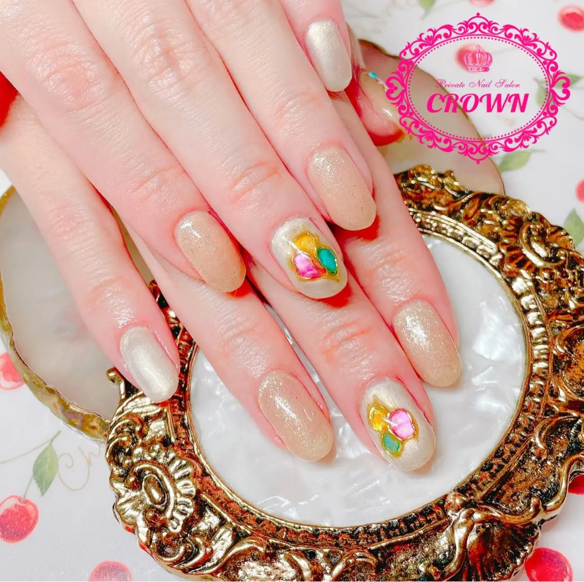 ネイル CROWN プライベートサロンのネイルデザイン