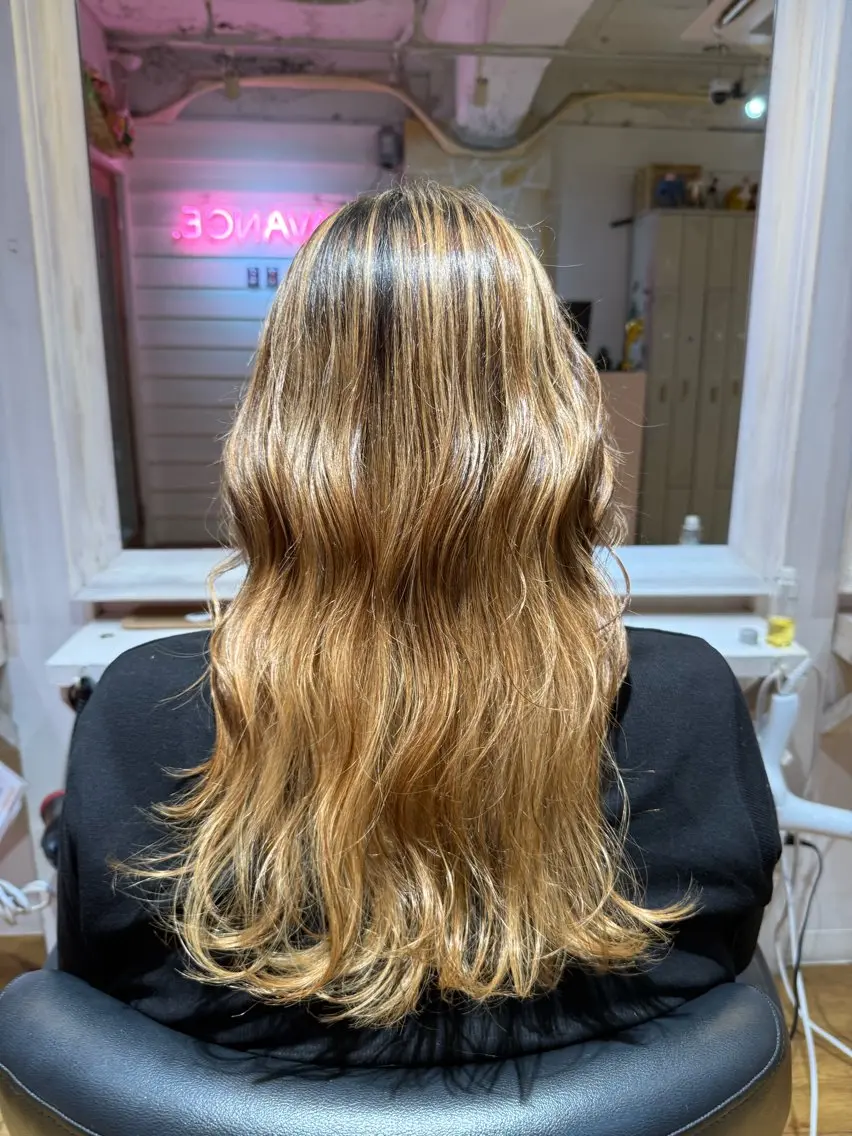 セミロング TAKUMI/ AVANCE天王寺店のヘアスタイル