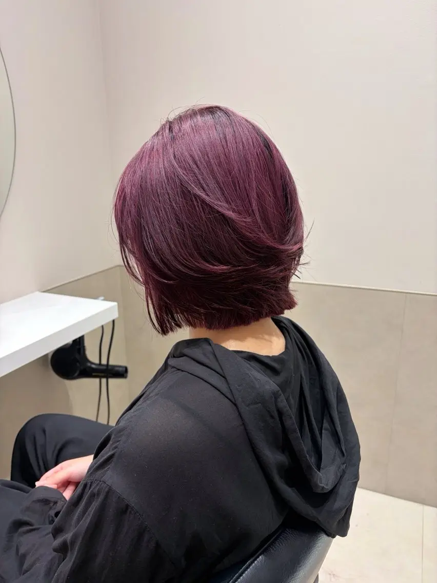 ミディアム カラー 佐野 えり奈のヘアスタイル