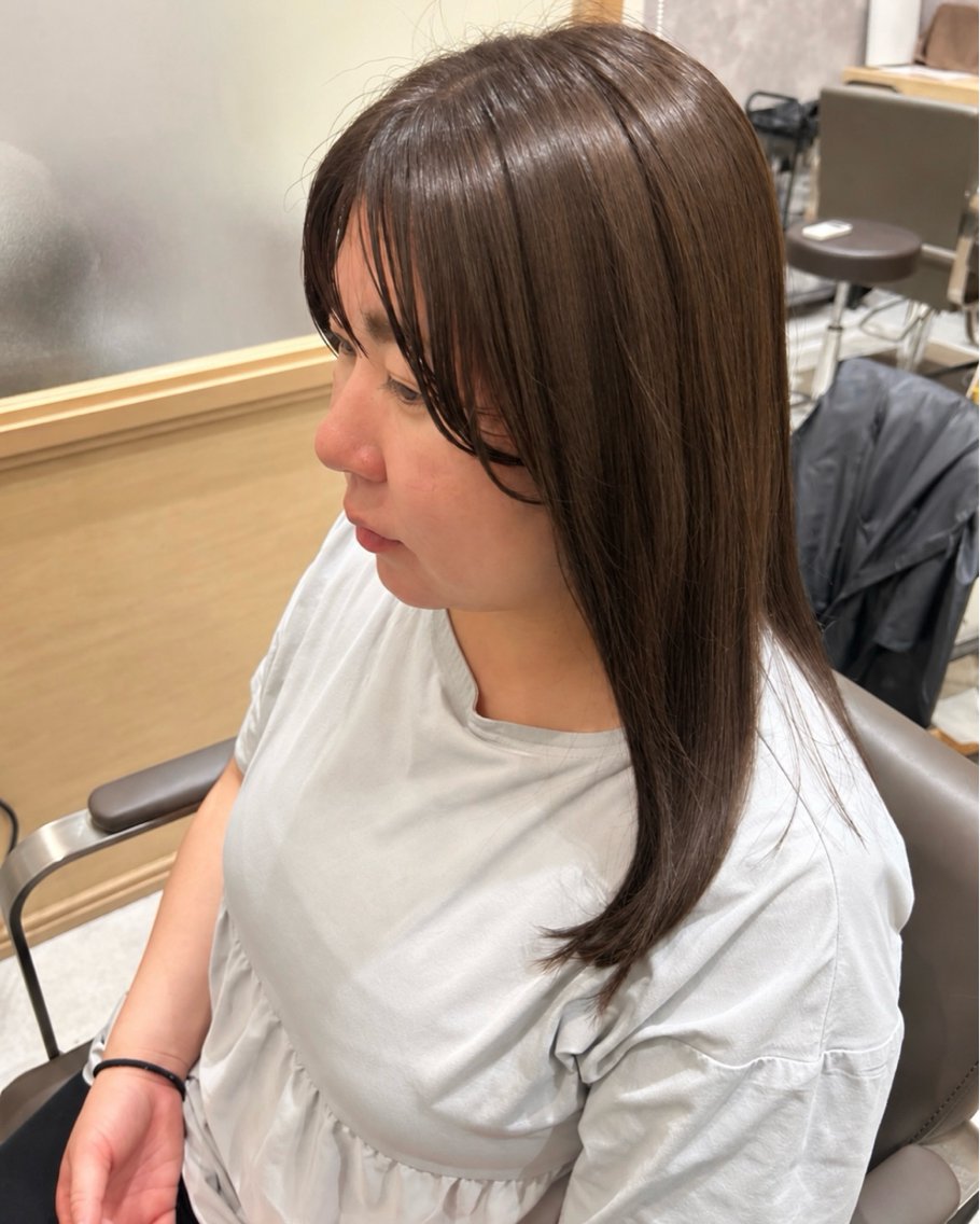 セミロング カラー アッシュ 透明感カラー グレージュ ミント カット ヘアカラー トリートメント ヘッドスパ 久木原 ゆりのヘアスタイル