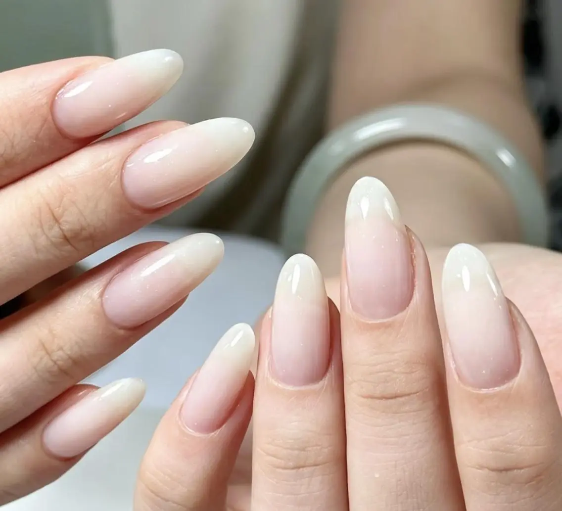 ネイル ハンドネイル 🎀 Ayaka_nailのネイルデザイン