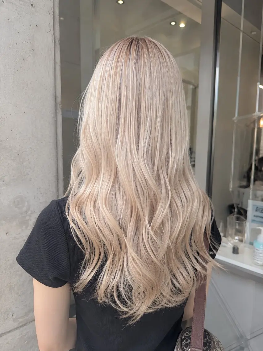 ✨ブリーチ込みダブルカラー✨2stepトリートメント付き💫の写真