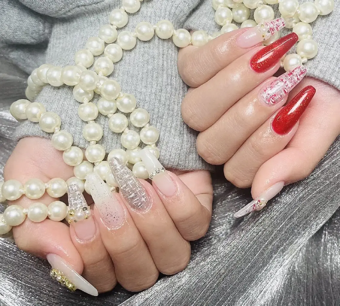 ネイル ENsalon AKIRAのネイルデザイン