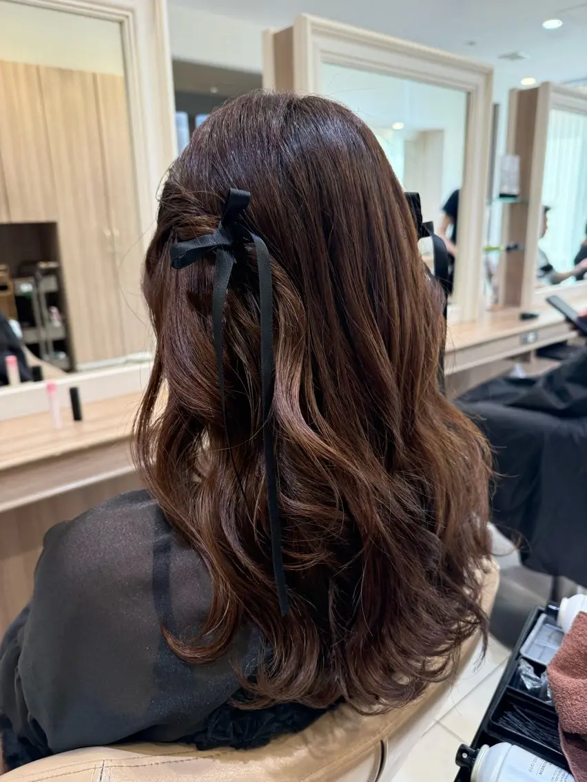 セミロング ヘアアレンジ ヘアセット 韓国ヘアメイク🎀/ 縮毛矯正✨山本媛香のヘアスタイル