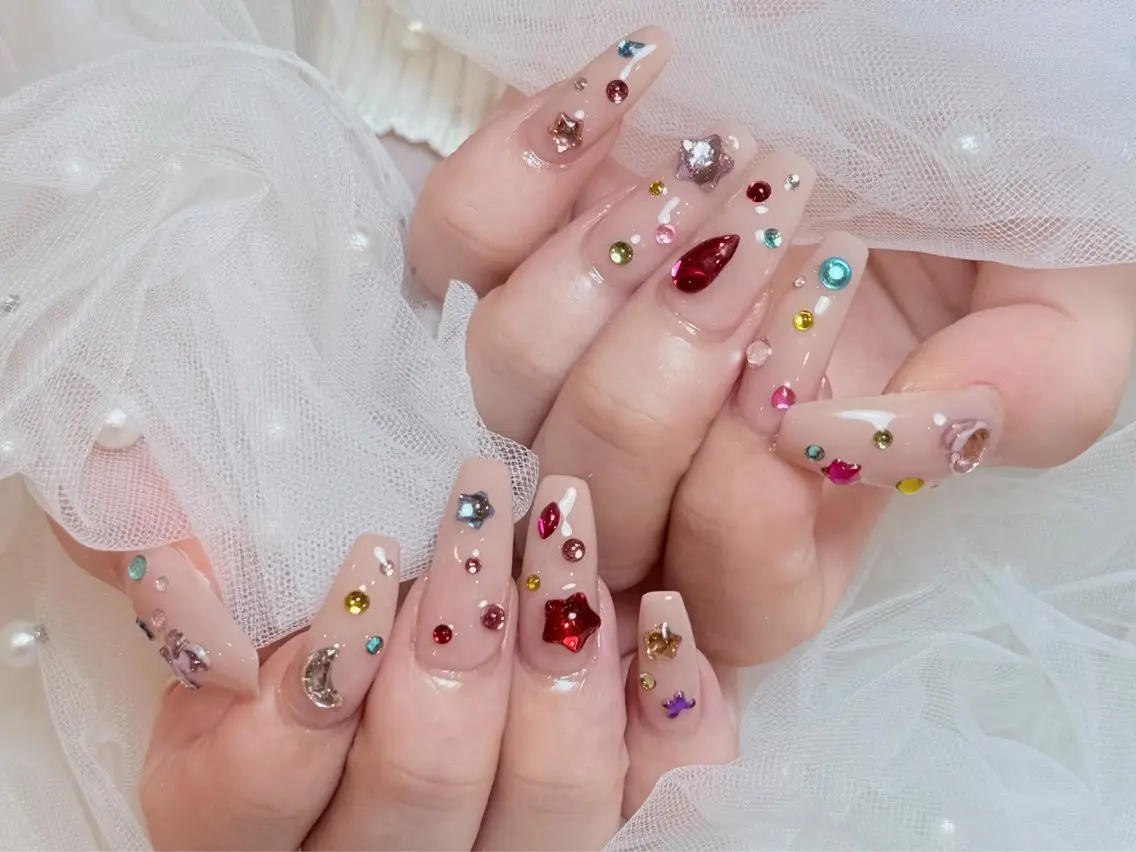 【ハンドネイル】つけ放題💍💎ワンカラー&マグネット&ラメ＆フラッシュネイル💅の写真