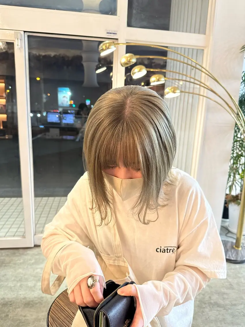 ミディアム カラー ヘアカラー トリートメント Loire SYURIのヘアスタイル