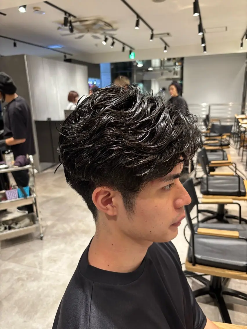 パーマ メンズ メンズパーマ カット パーマ 久野 竜慈のヘアスタイル