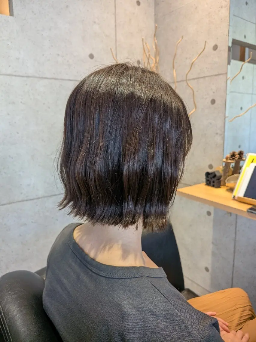ミディアム NISHIDA MINAMIのヘアスタイル