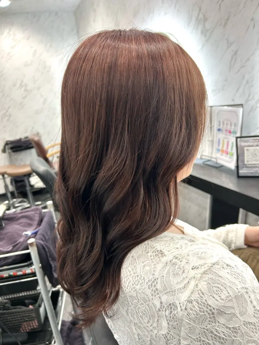 カラー ヘアカラー 成安 雪菜のヘアスタイル