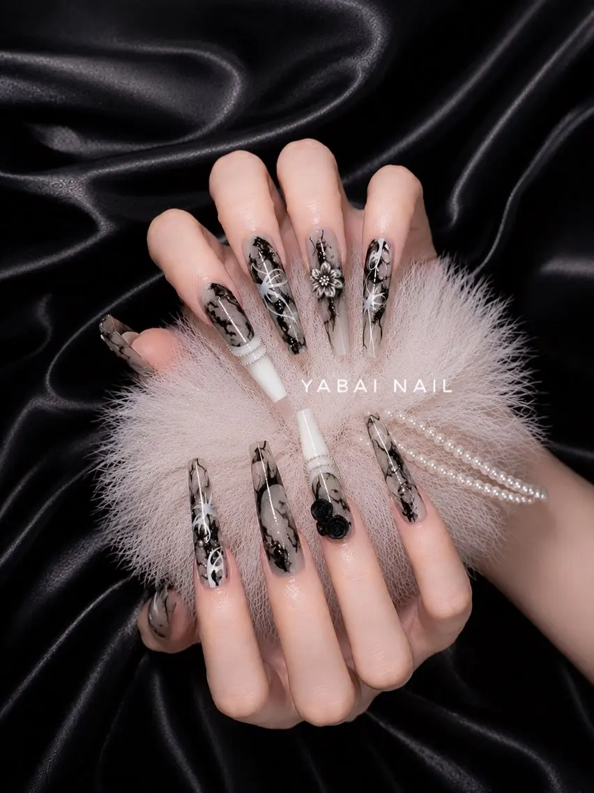 ネイル YABAI NailStudioのネイルデザイン