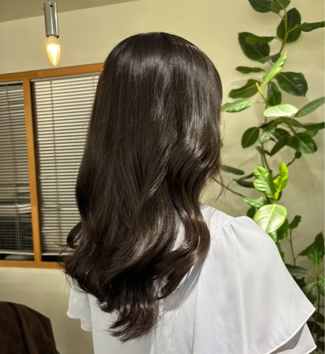 ロング 村田 杏のヘアスタイル