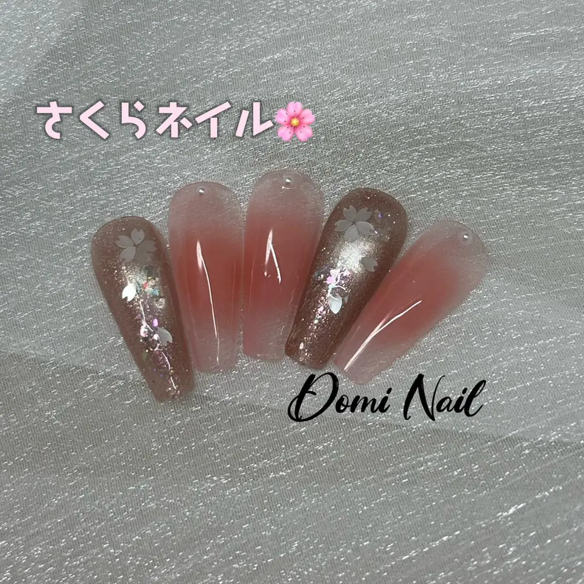 ネイル 春ネイル ハンドネイル フットネイル Domi Nail Salonのネイルデザイン
