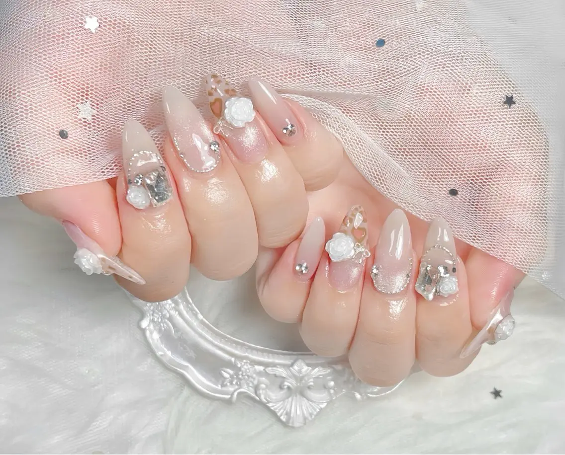 ネイル ハンドネイル THANHTHANH NAILのネイルデザイン