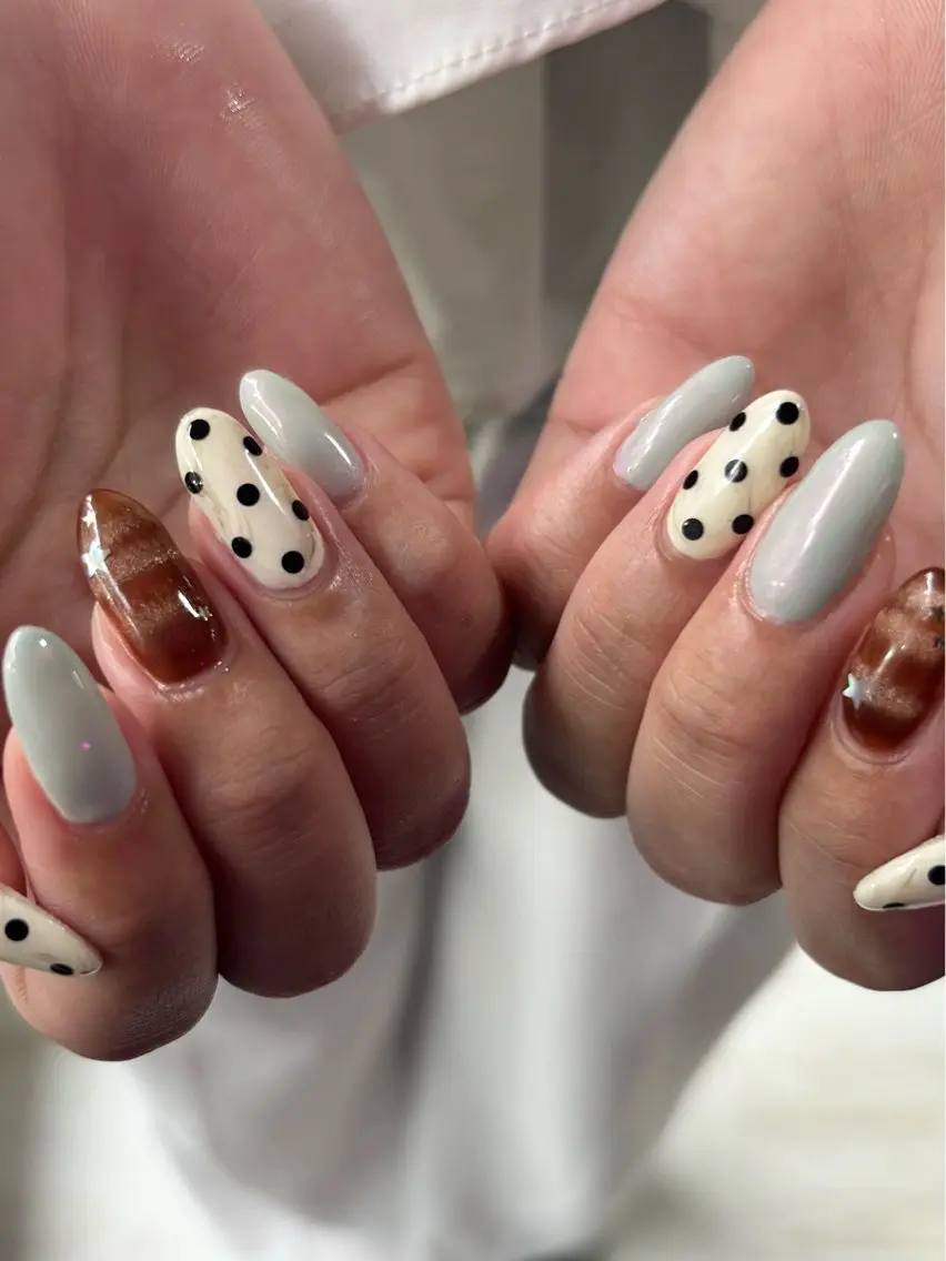 ネイル ボーダー ドット Nailsmith norikaのネイルデザイン
