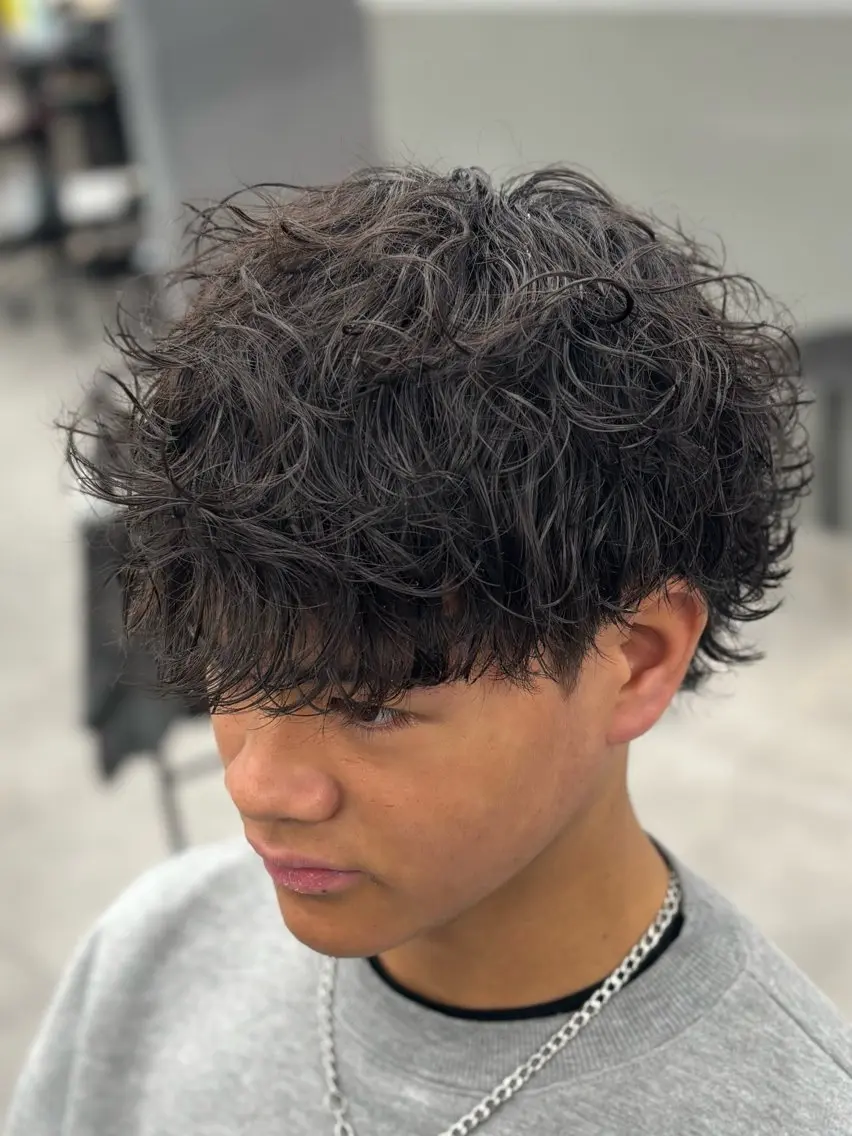 パーマ メンズ メンズパーマ マレットヘア 【ØVARL】🦁 メンズパーマ/レオのヘアスタイル