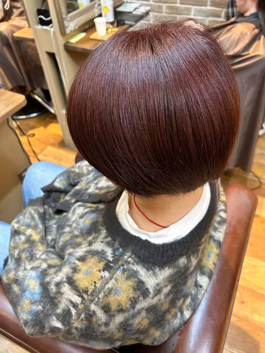 ショート カラー レッドカラー Soulag鶴見 Sora💈のヘアスタイル