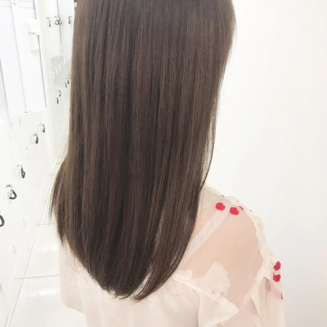 セミロング カラー 店長 大方康暉のヘアスタイル