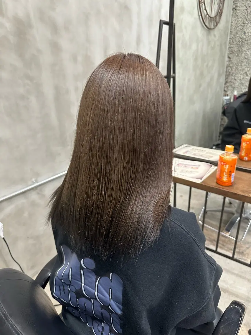 セミロング ANGELICA 西平 碧のヘアスタイル