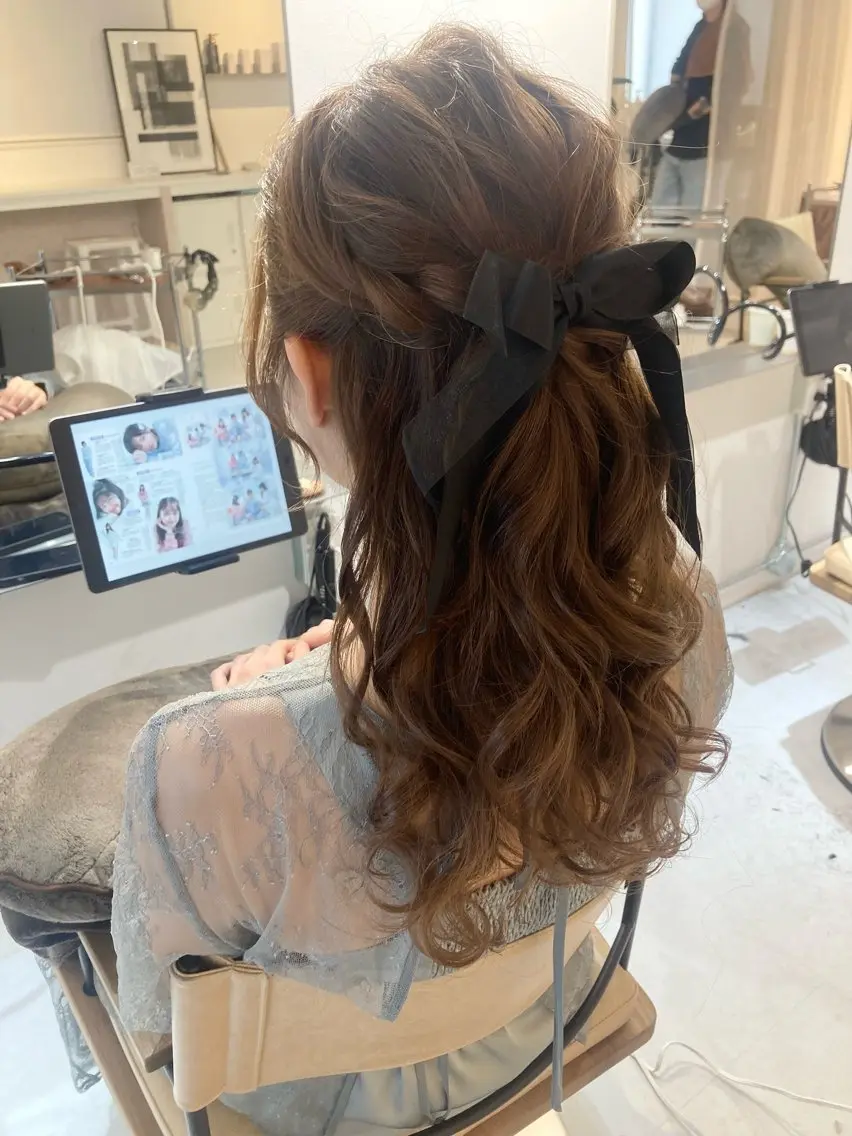 セミロング ヘアセット ✨色持ちの良い艶 カラー✨蟹江真世のヘアスタイル