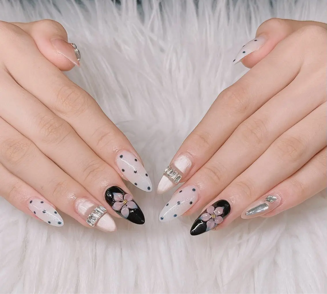 ネイル ハンドネイル Lee Nails チップ長さだし専門店のネイルデザイン