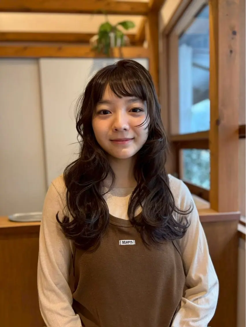 ロング カラー カット ヘアカラー ENIF ツキのヘアスタイル