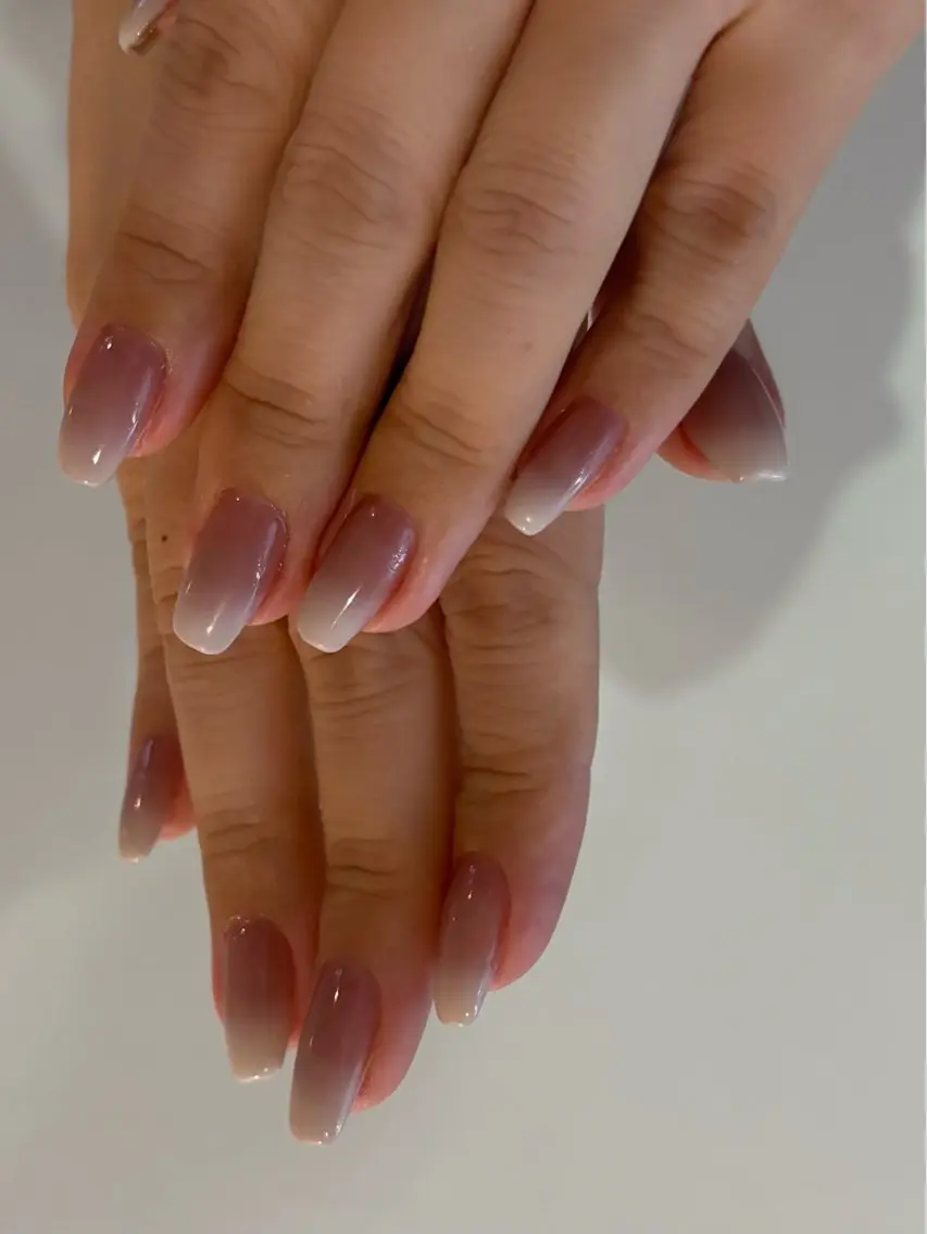 ネイル ハンドネイル Looogネイリスト 織戸のネイルデザイン