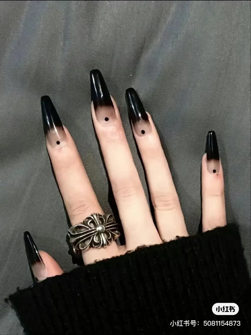 ネイル 大久保YISnail スカルプ専門店のネイルデザイン
