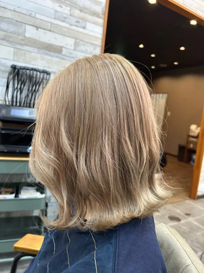 カラー 木庭 愛莉のヘアスタイル