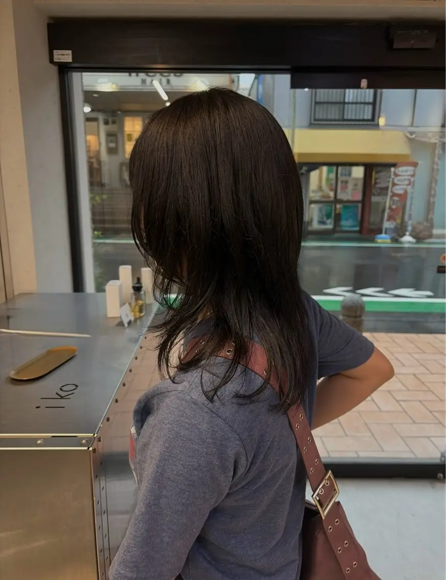 ミディアム カラー レイヤーカット カット ヘアカラー モリシマ マイのヘアスタイル