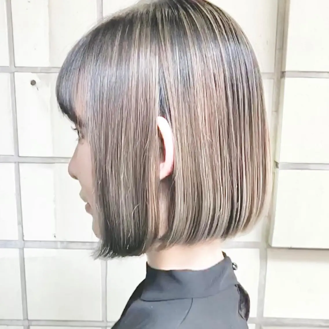 ショート カラー ヘアアレンジ キッズ 前下がりボブ ショートボブ ベージュカラー ブロンド ボブ さわ きょうすけ/ ボブ髪質改善ショートのヘアスタイル