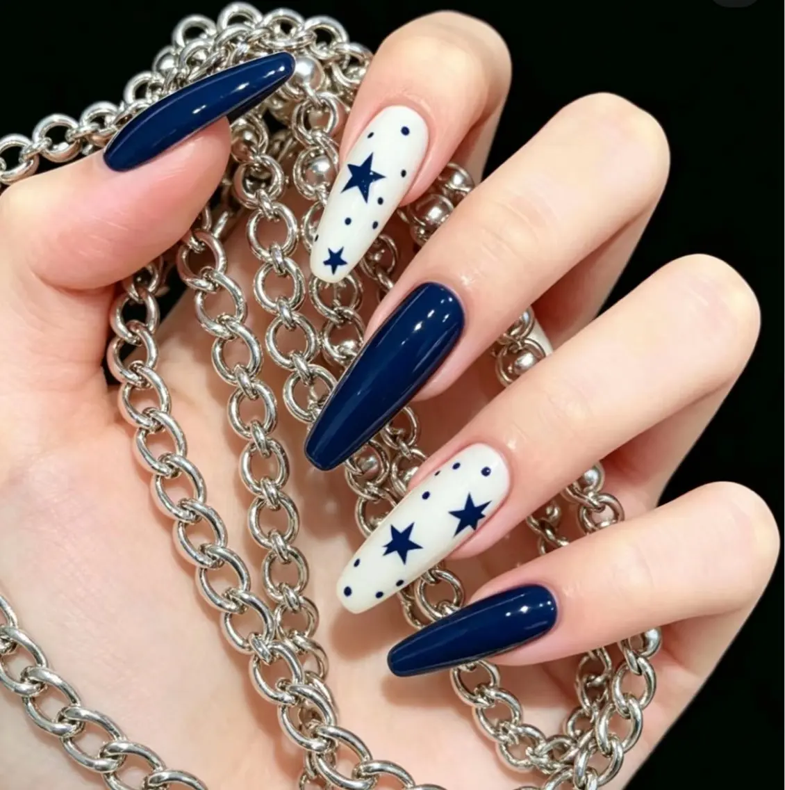 ネイル ハンドネイル Dione Nail きよみのネイルデザイン