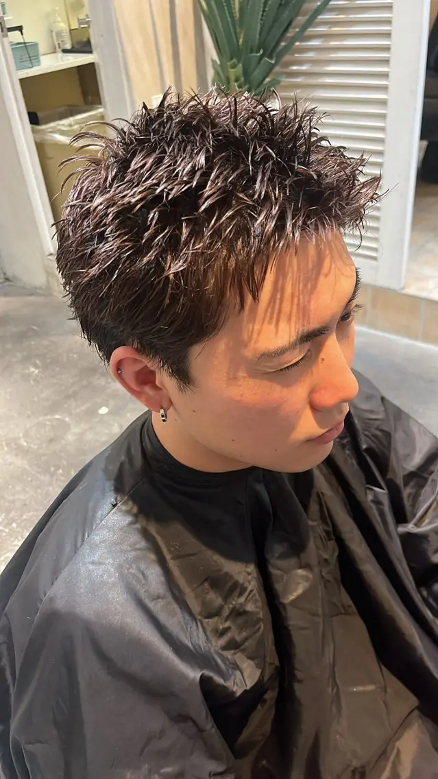 ショート メンズ スパイキーショート ショートヘア 川崎 翔汰郎のヘアスタイル