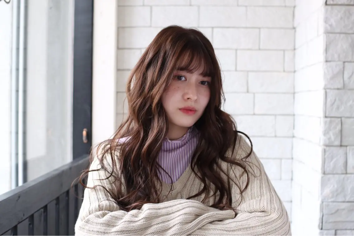 ロング 宇留間 涼香のヘアスタイル