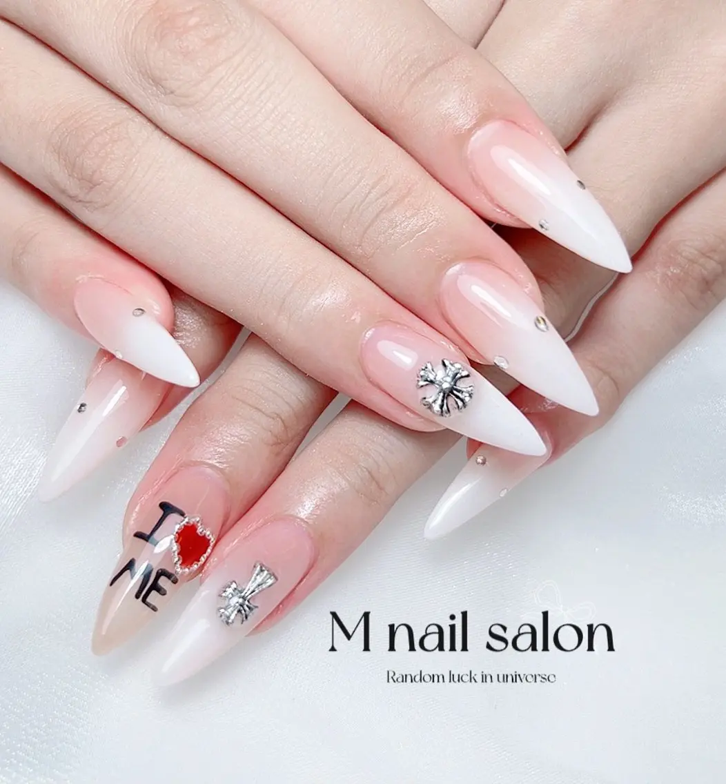 ネイル ハンドネイル M🌷nail 長さだし専門店のネイルデザイン