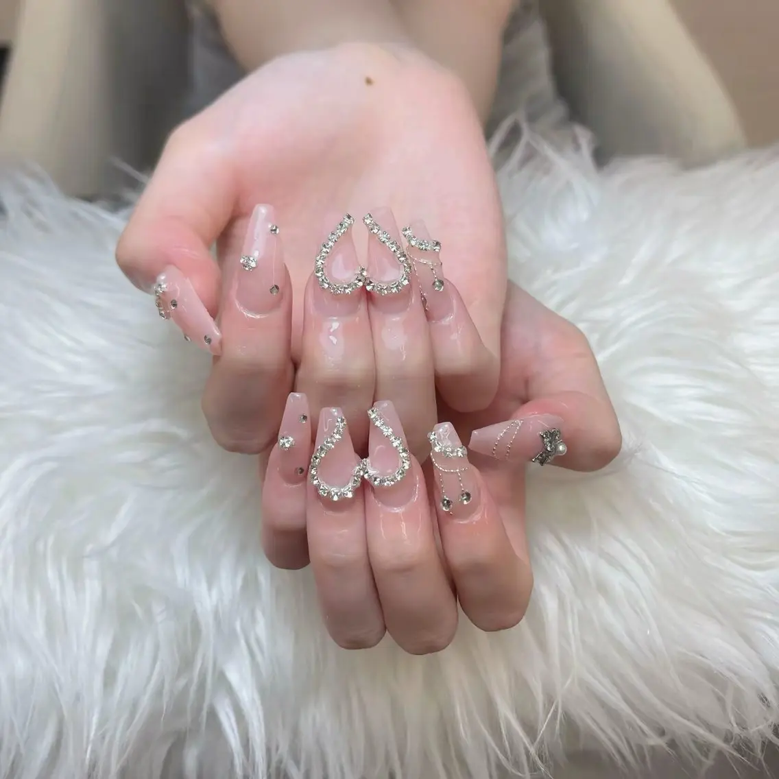 ネイル チークネイル フレンチネイル グラデーション キラキラネイル 韓国ネイル HIKARIHANA NAILのネイルデザイン
