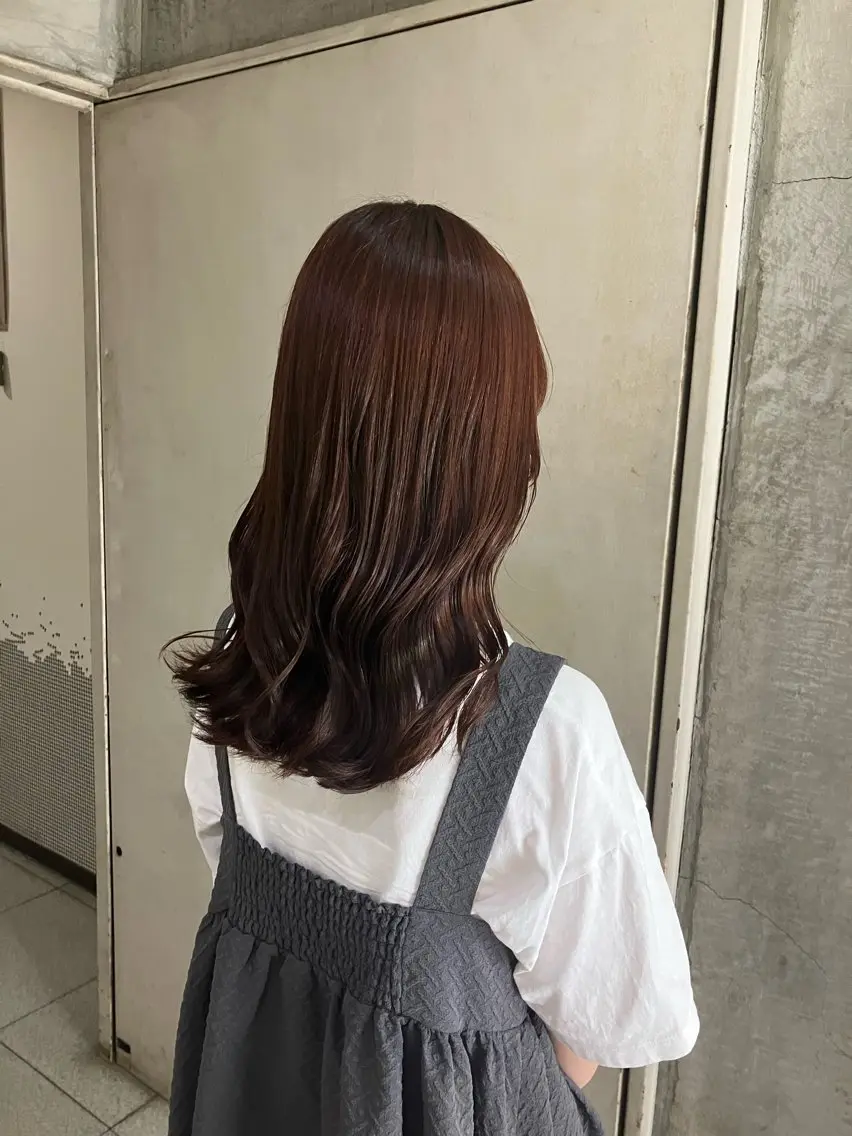 ミディアム 清村 和音のヘアスタイル