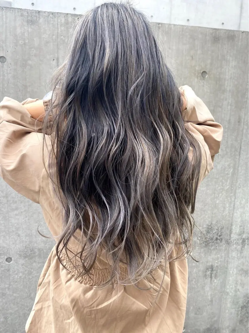カラー soil 髙貝のヘアスタイル