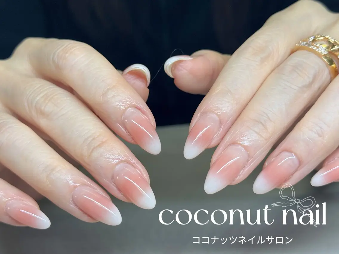 ネイル べっ甲ネイル フレンチネイル キラキラネイル マグネットネイル 大理石ネイル(マーブル) ハンドネイル 神田 ココナッツのネイルデザイン