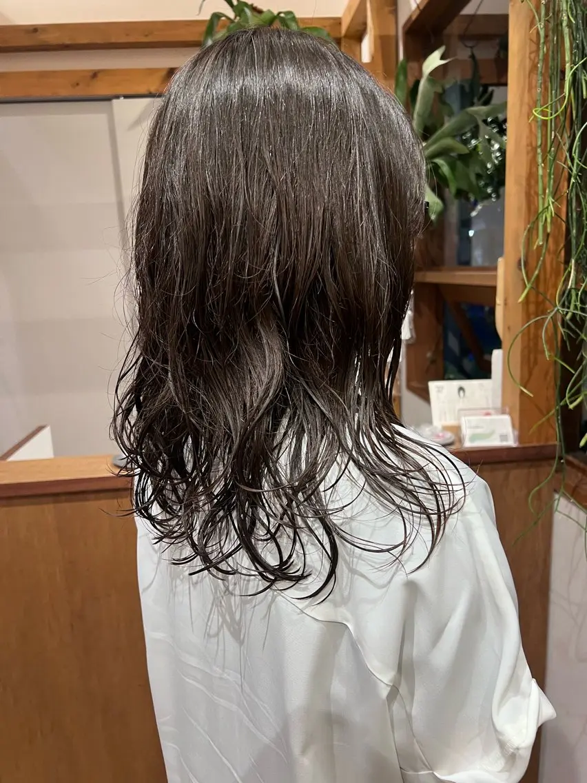 ロング パーマ スパイラルパーマ パーマ トリートメント ENIF　大島 芽生のヘアスタイル