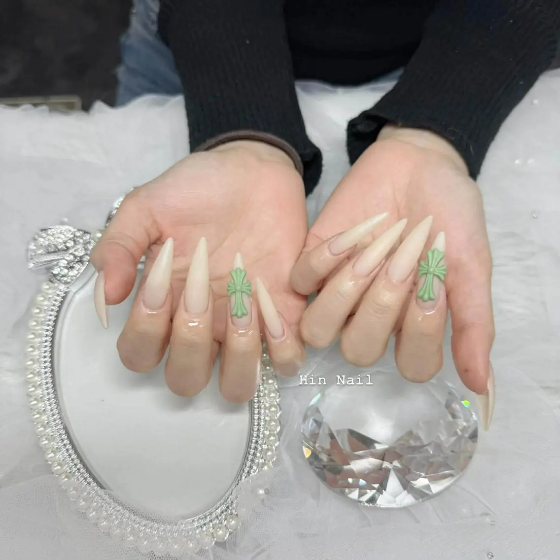 ネイル ハンドネイル Hin Nail 日本橋のネイルデザイン