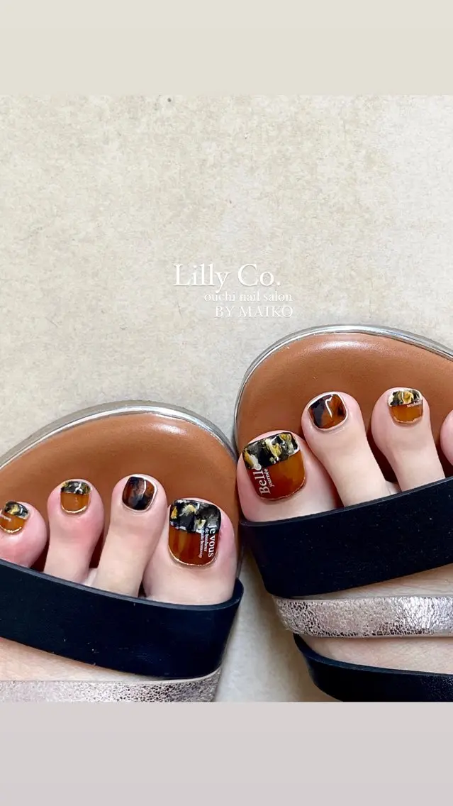 ネイル フットネイル Lilly Co.のネイルデザイン