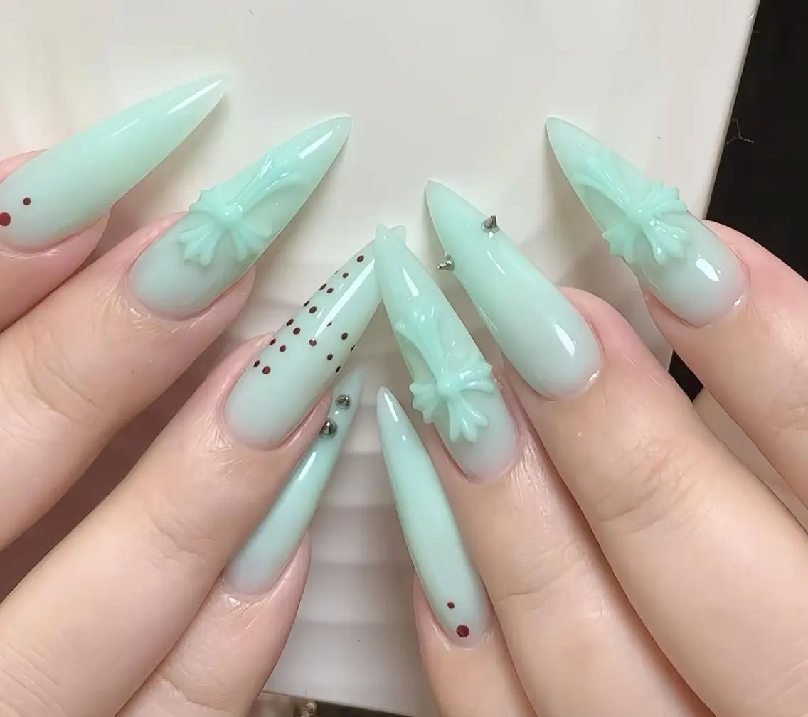 ネイル ハンドネイル 🎀 NaNa_nailのネイルデザイン