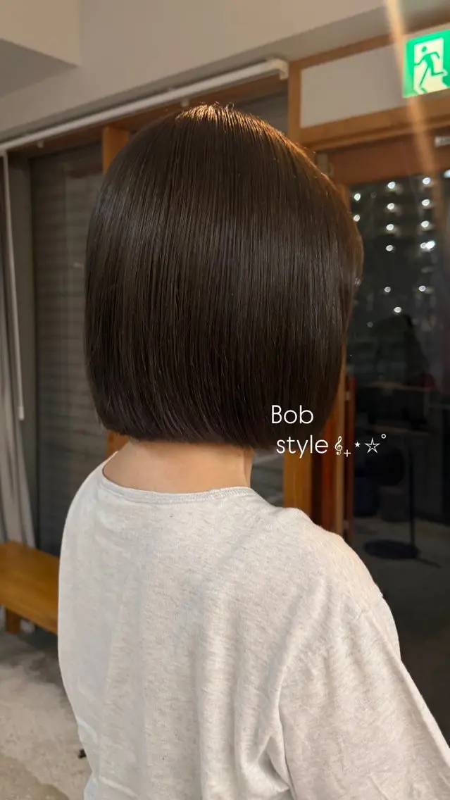 ショート カラー ブラウンカラー オリーブブラウン ボブ カット ヘアカラー cipre 萌乃のヘアスタイル