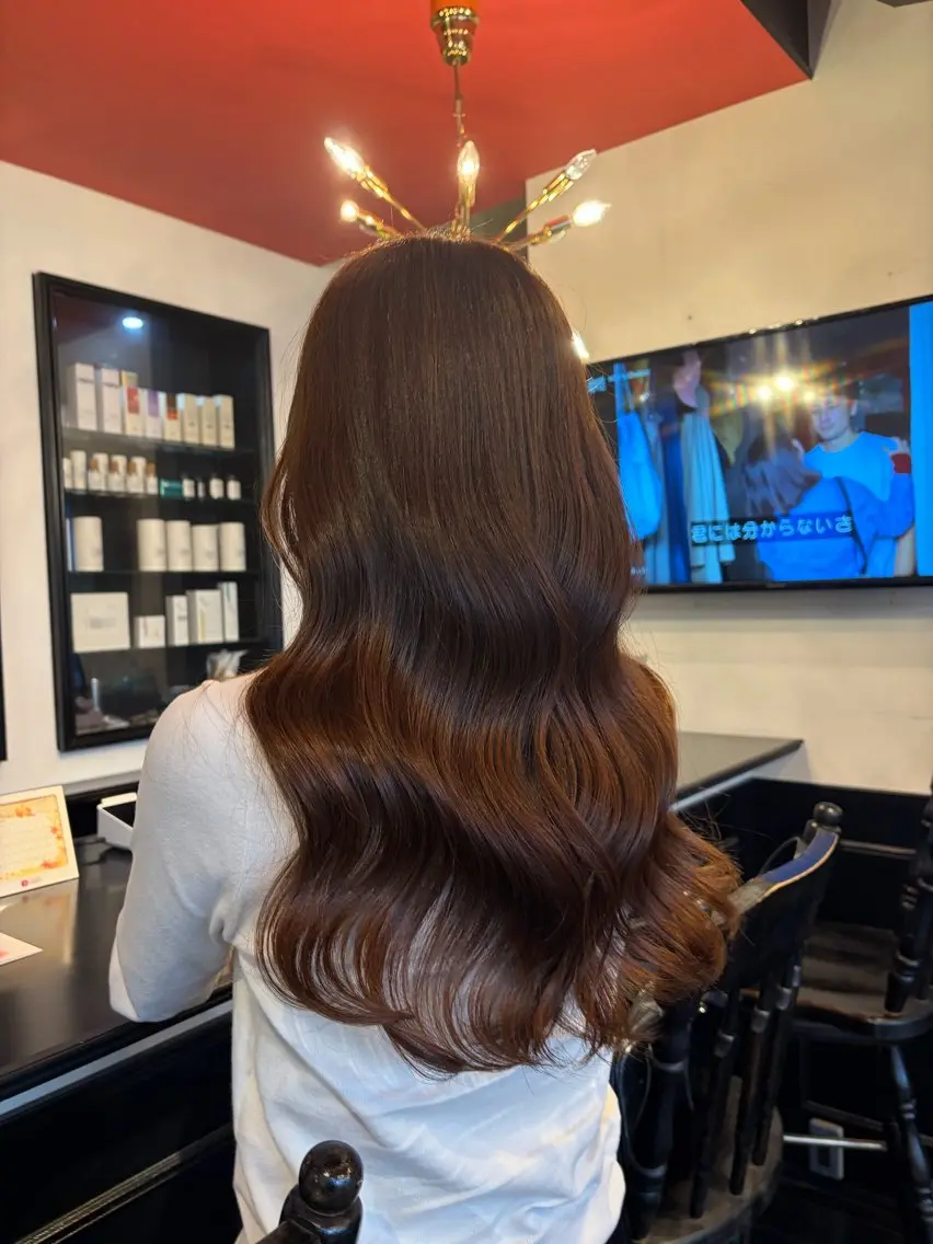 ロング スズキ リコのヘアスタイル